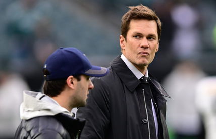 Social Media Rips Tom Brady During Steelers-Ravens Game